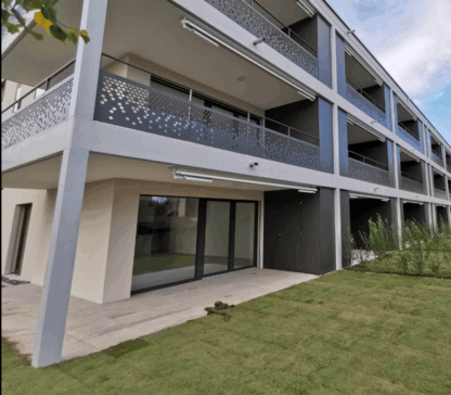 Premium outdoor Iron Gates & Fencing - Image 4