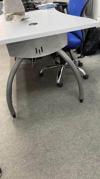 3BS office Desk - Image 2