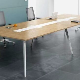 240*120 table, 3 cm thick, on a metal chassis